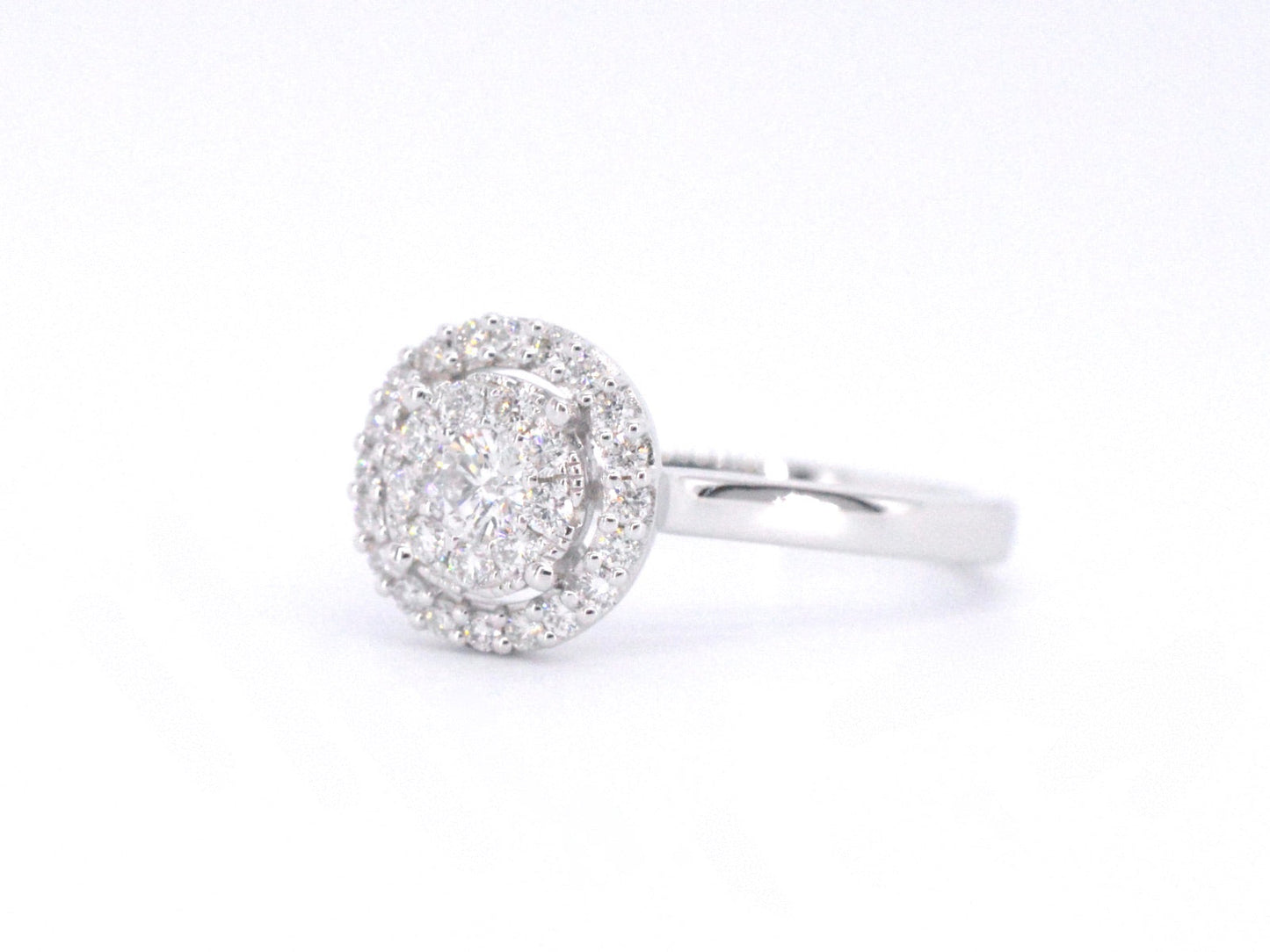 Witgouden entourage ring vol gezet met diamanten