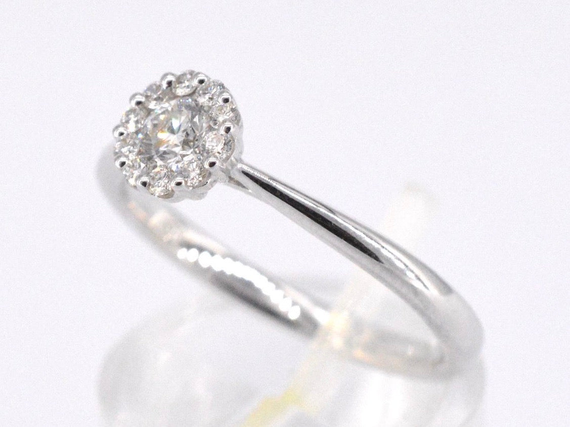 Witgouden ring met 0.35 carat diamant