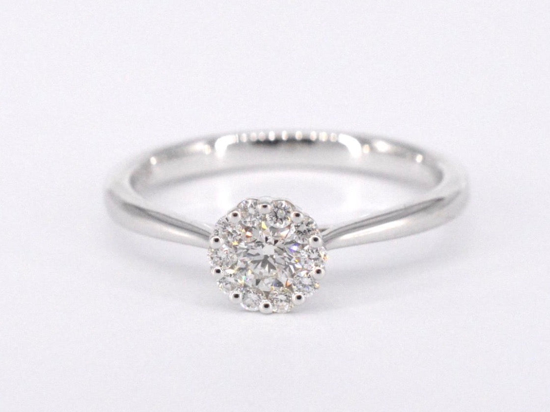 Witgouden ring met 0.35 carat diamant