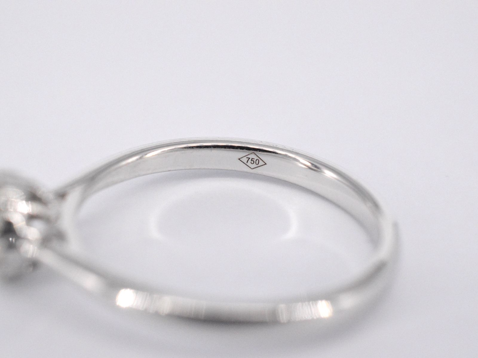 Witgouden ring met 0.35 carat diamant 1015-6