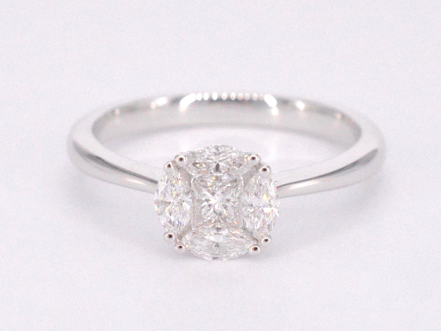Witgouden ring met prinses en marquise geslepen natuurlijke diamanten