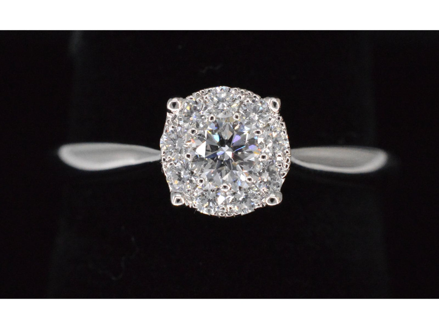 Witgouden ring met 0.50 carat diamant
