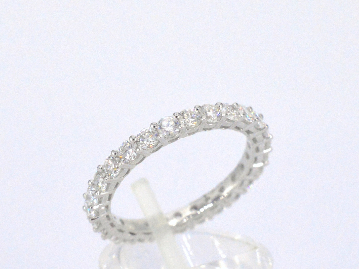 Witgouden alliance ring met briljant geslepen diamant