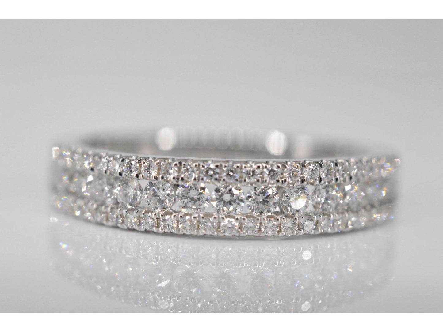 Witgouden ring met diamanten 1052-4