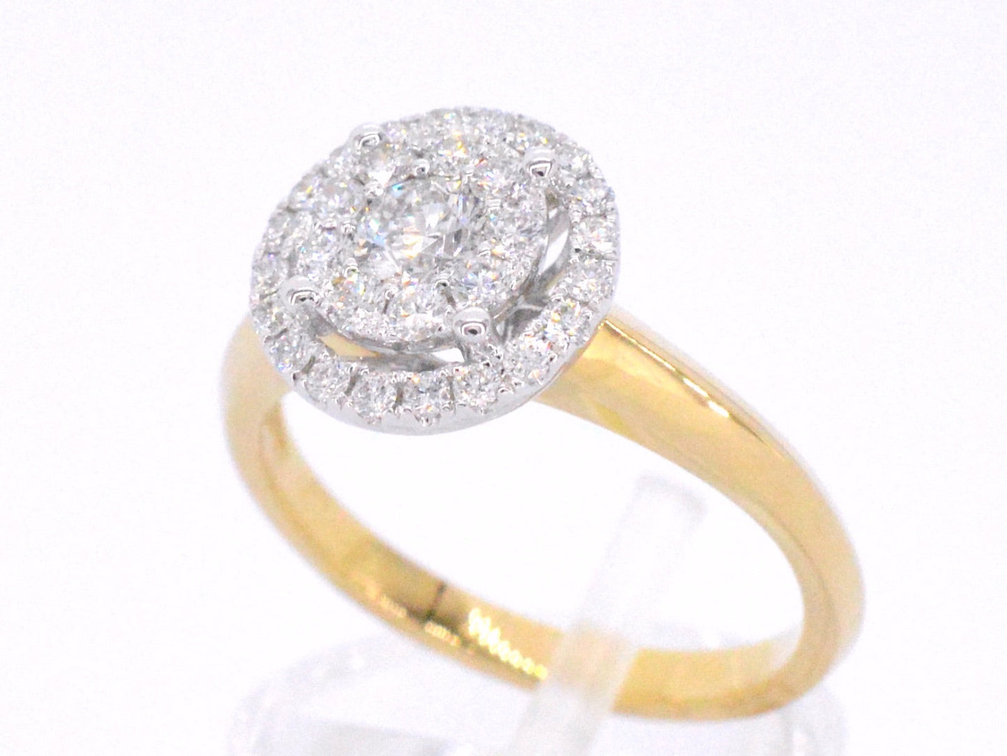 Gouden entourage ring vol gezet met diamanten