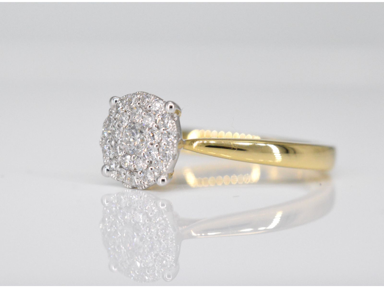 Gouden ring met diamanten 1060-2