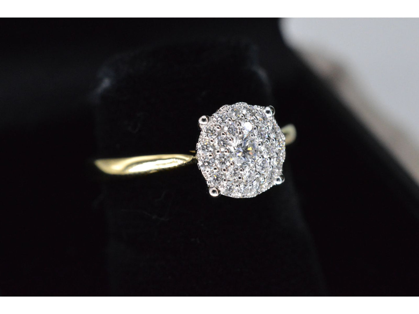 Gouden ring met diamanten 1060-3