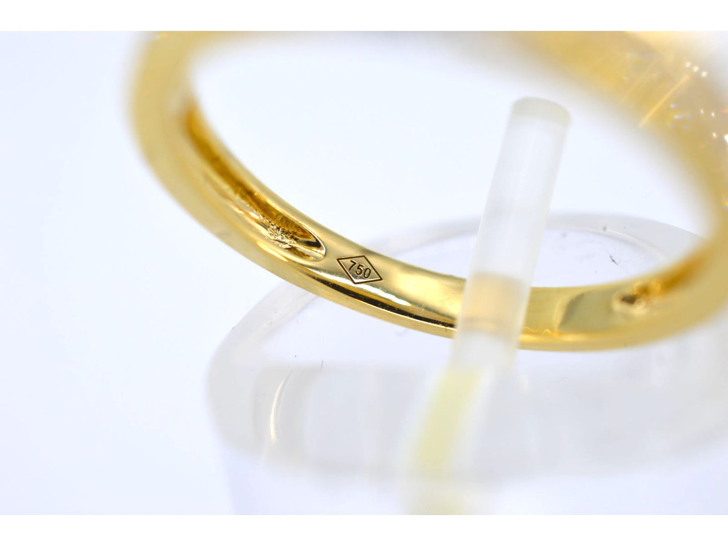 Gouden entourage ring met briljant geslepen diamanten van 1.00 carat