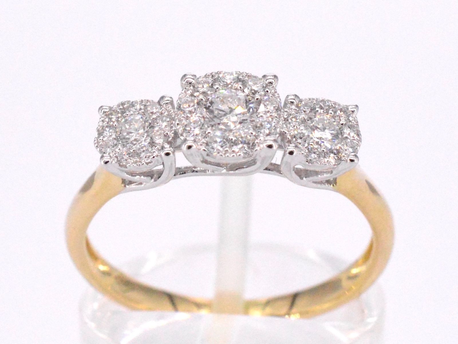 Gouden ring met drie chatons van diamanten 0.75 carat