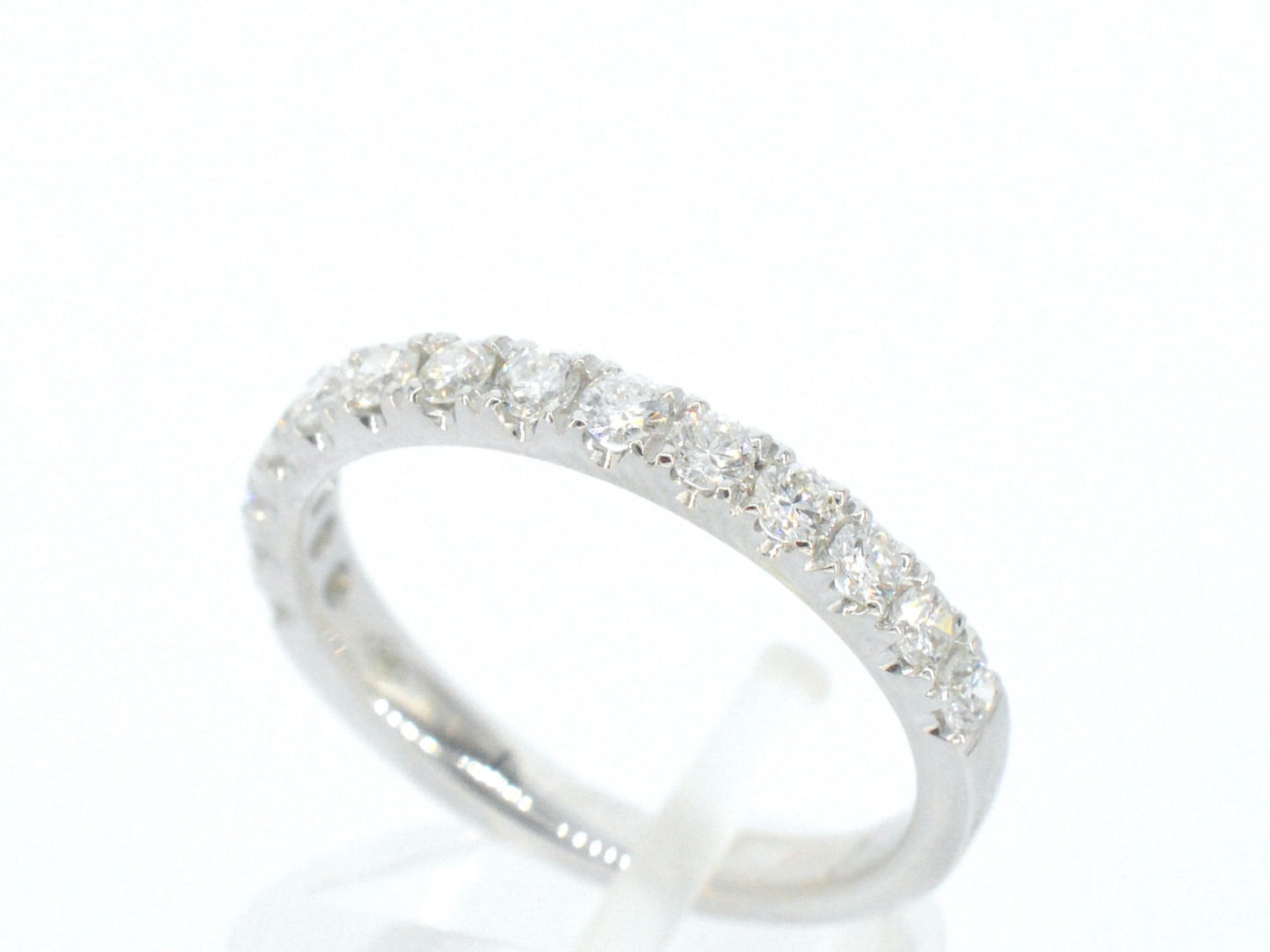 Witgouden rijring met diamanten 1077-1