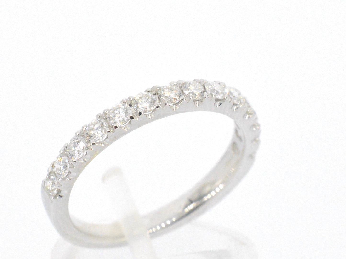 Witgouden rijring met diamanten 1077-2