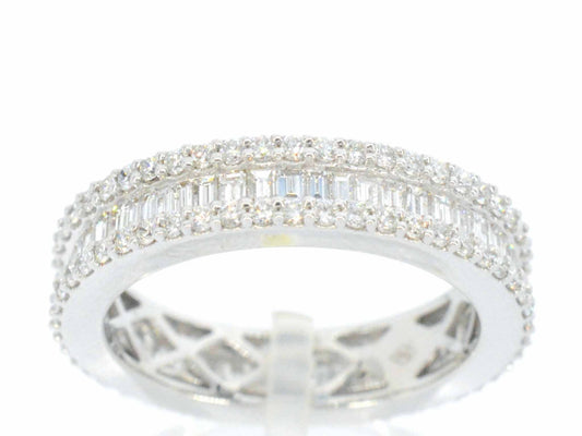 Witgouden ring met briljant en baguette diamanten