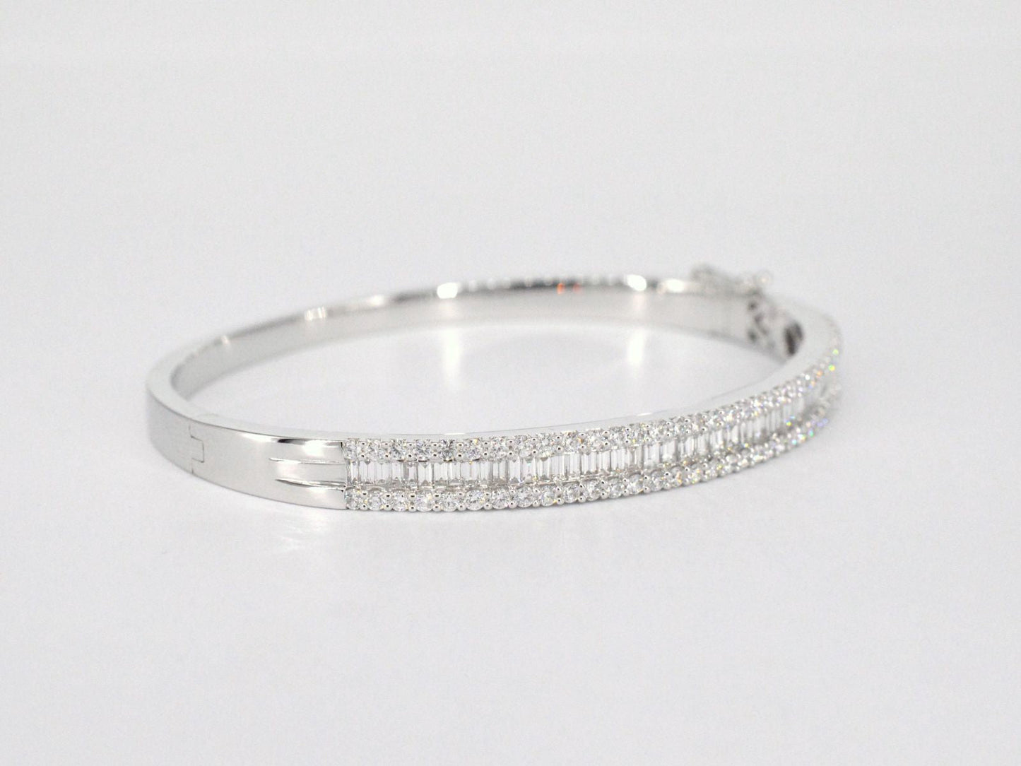 Armband met baguette en briljant geslepen diamanten