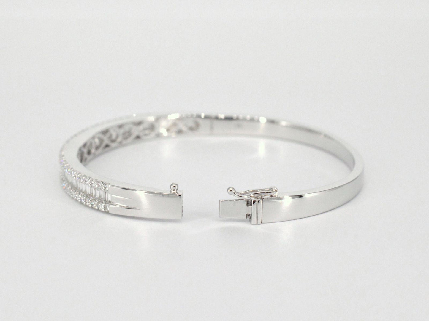 Armband met baguette en briljant geslepen diamanten