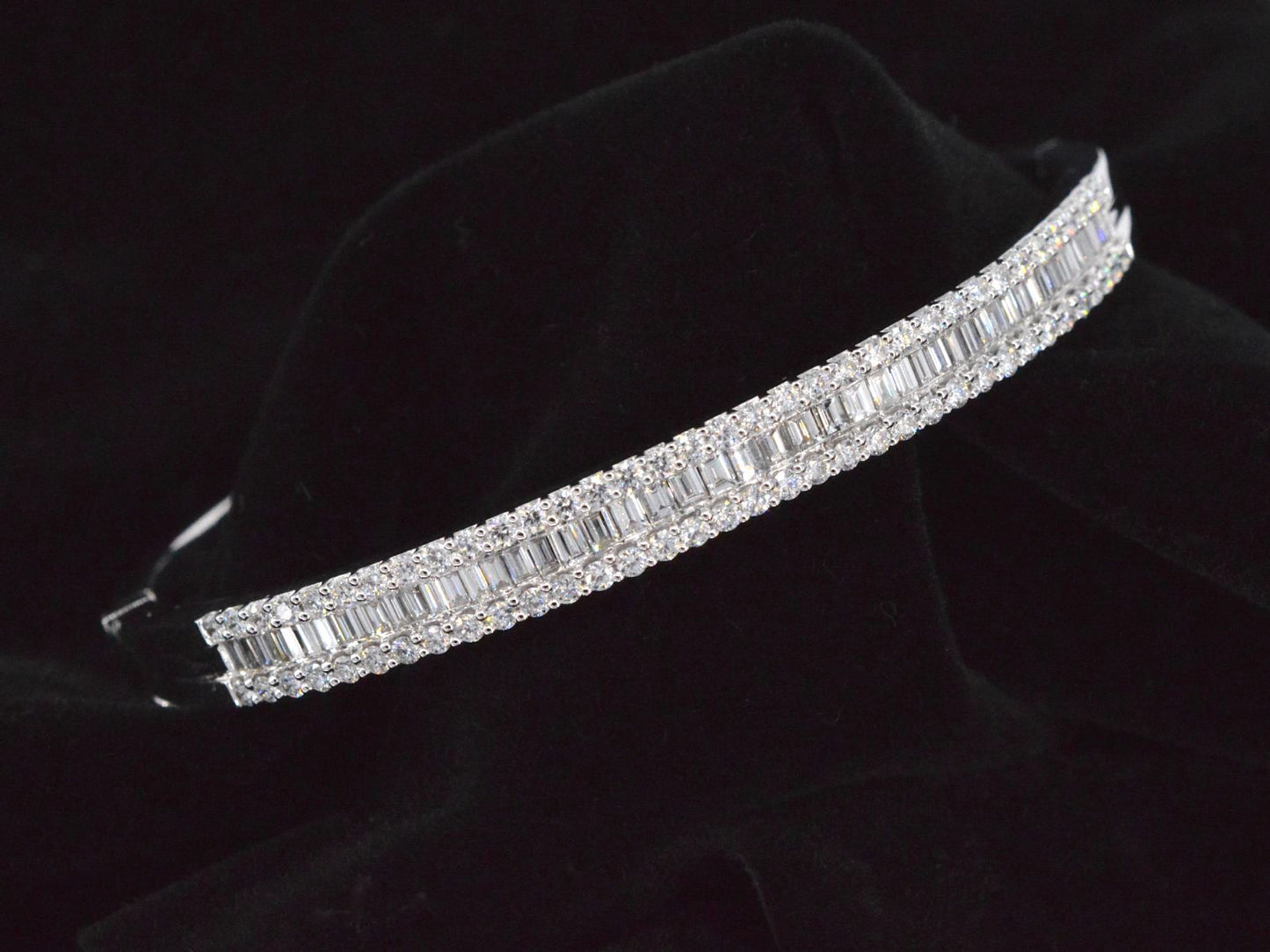 Armband met baguette en briljant geslepen diamanten