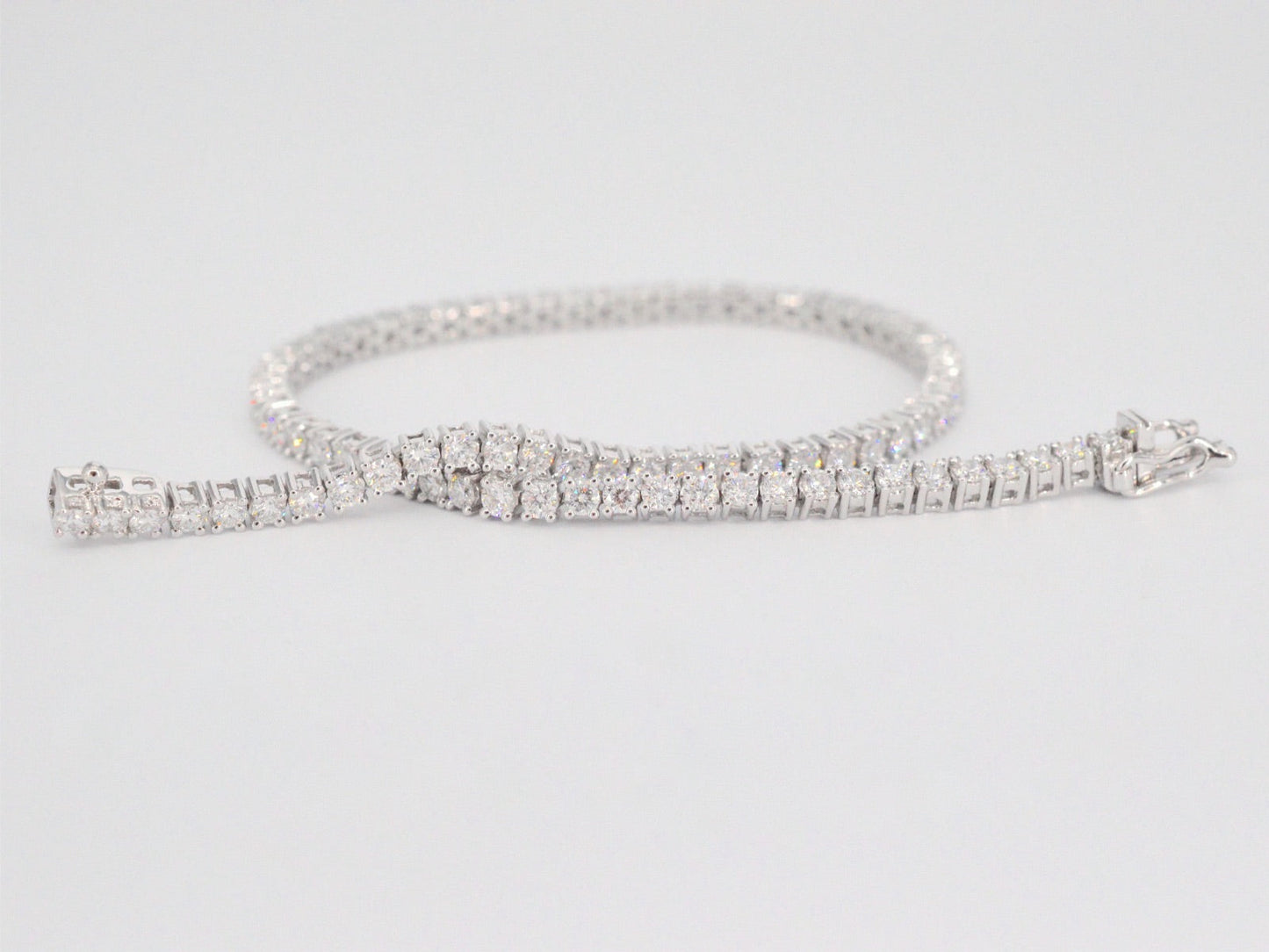 Witgouden tennisarmband met 3.00 carat diamanten