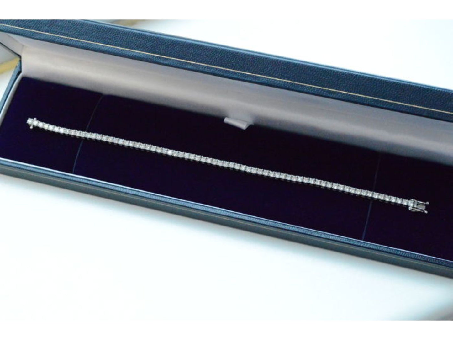 Witgouden tennisarmband met 4.00 carat diamanten