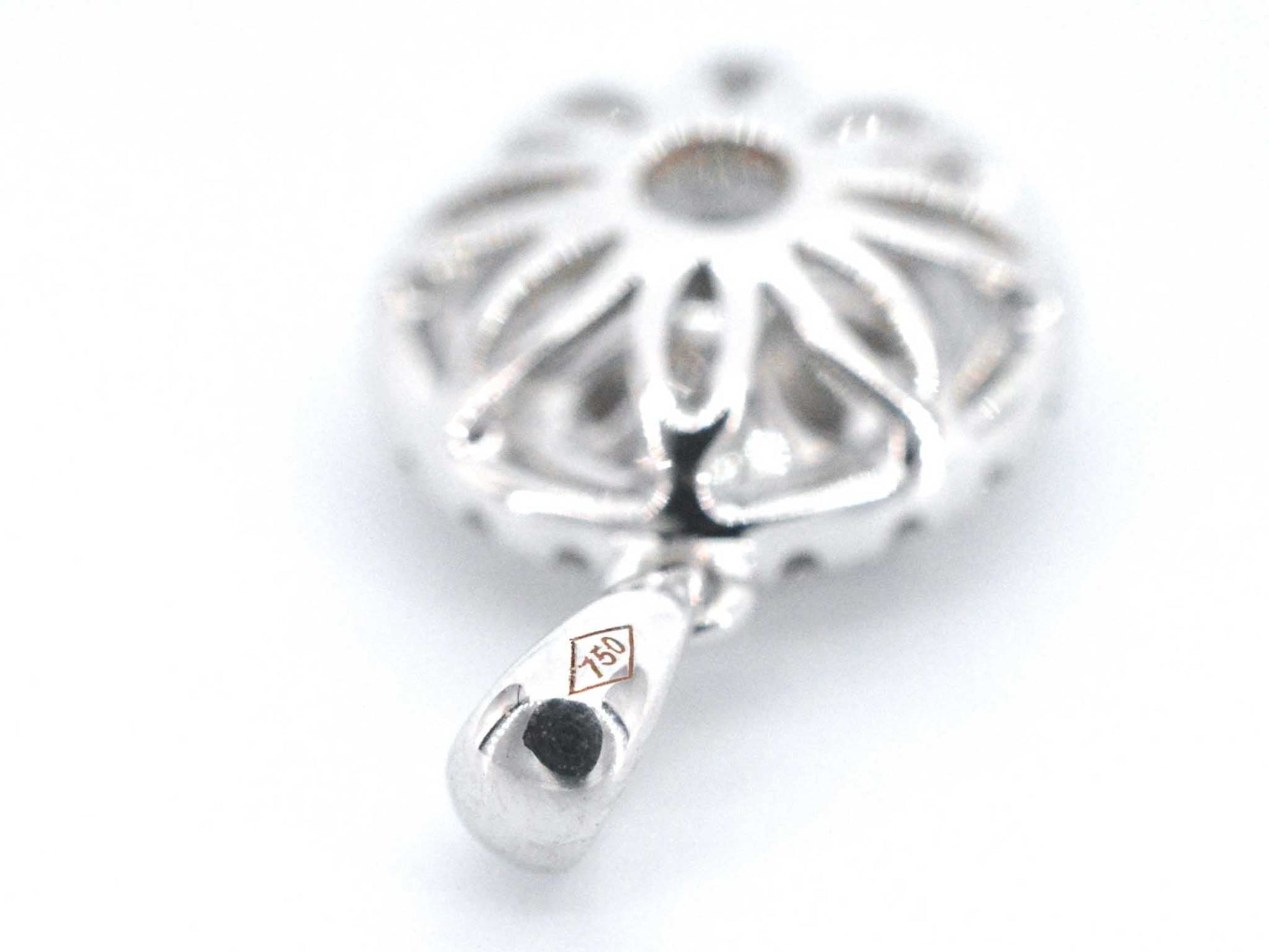 Witgouden hanger met diamanten 1118-5