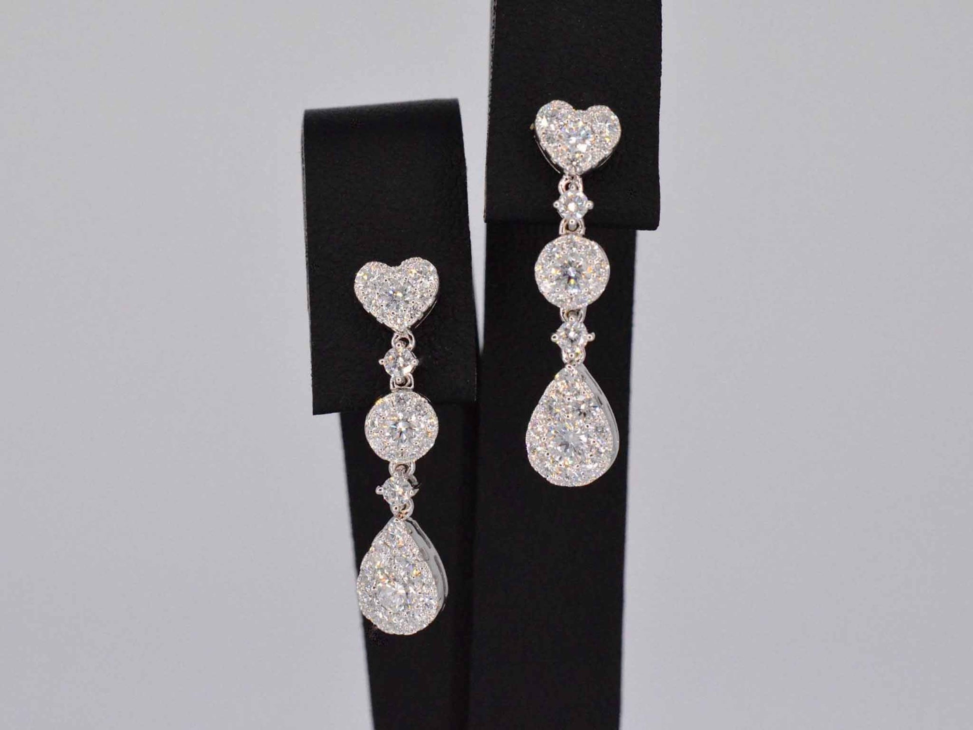 Witgouden diamanten oorhangers met diamanten 1.50 carat