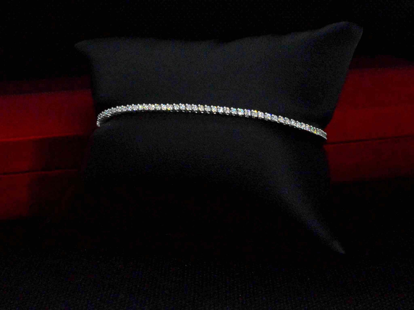 Witgouden tennisarmband met 1.50 carat diamanten