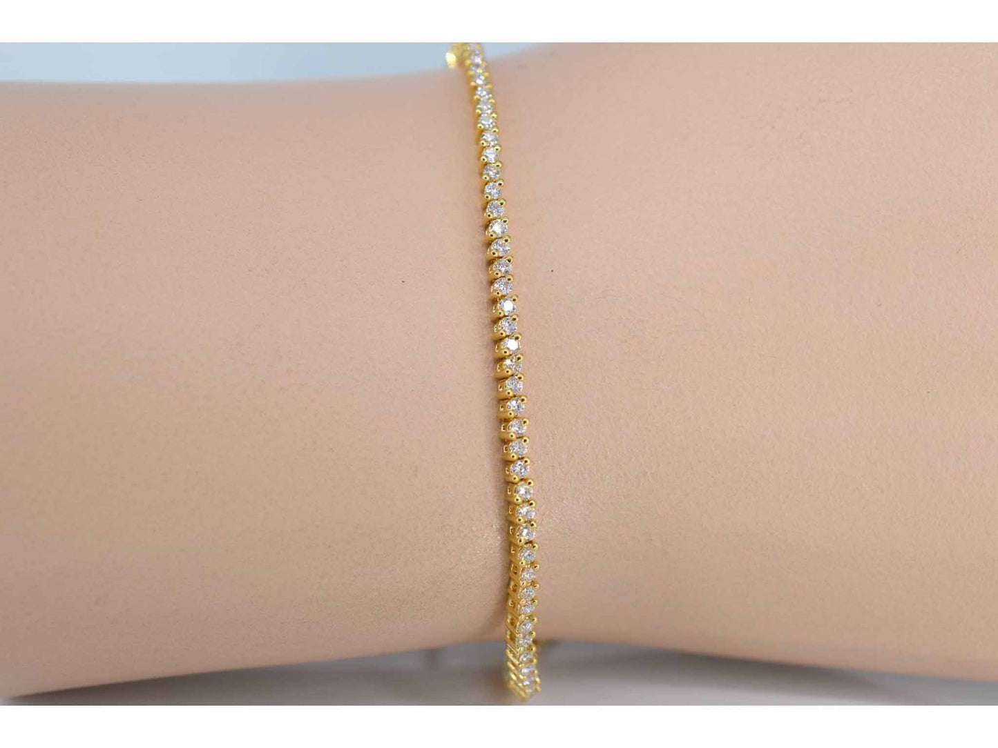 Geelgouden tennisarmband met 1.50 carat diamanten