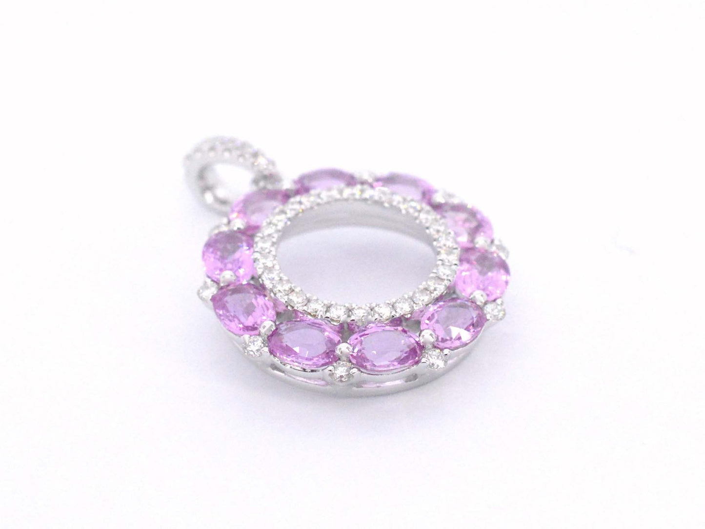 Witgouden hanger met roze saffieren en diamanten in een cirkel gezet