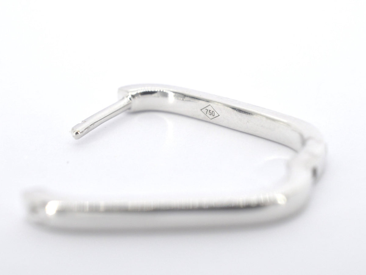 Witgouden oorbellen met diamant