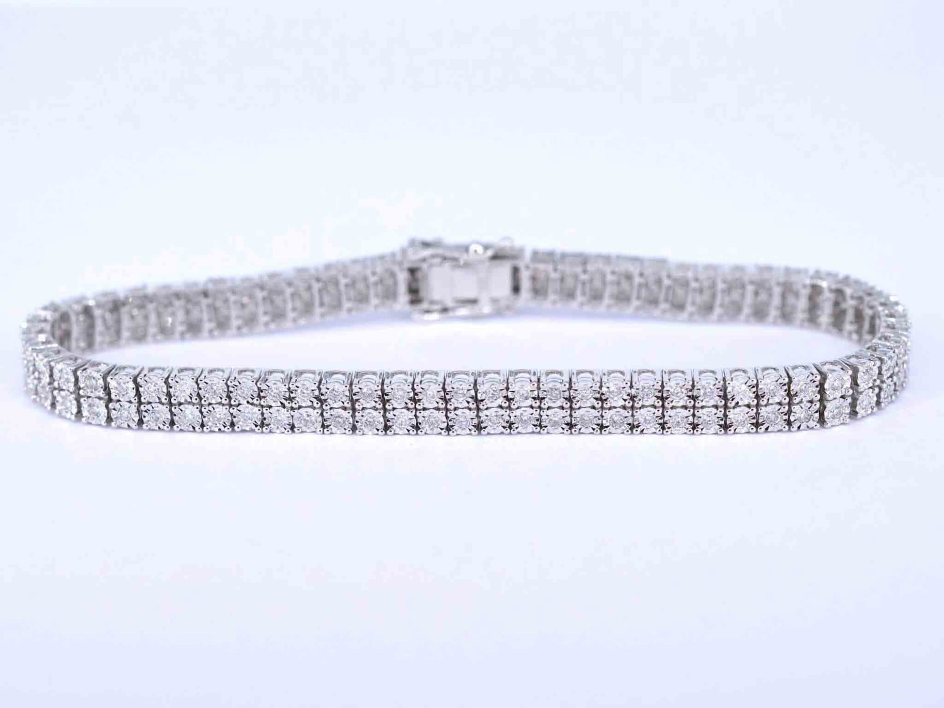 Witgouden tennisarmband met 2 rijen diamanten 1.50 carat