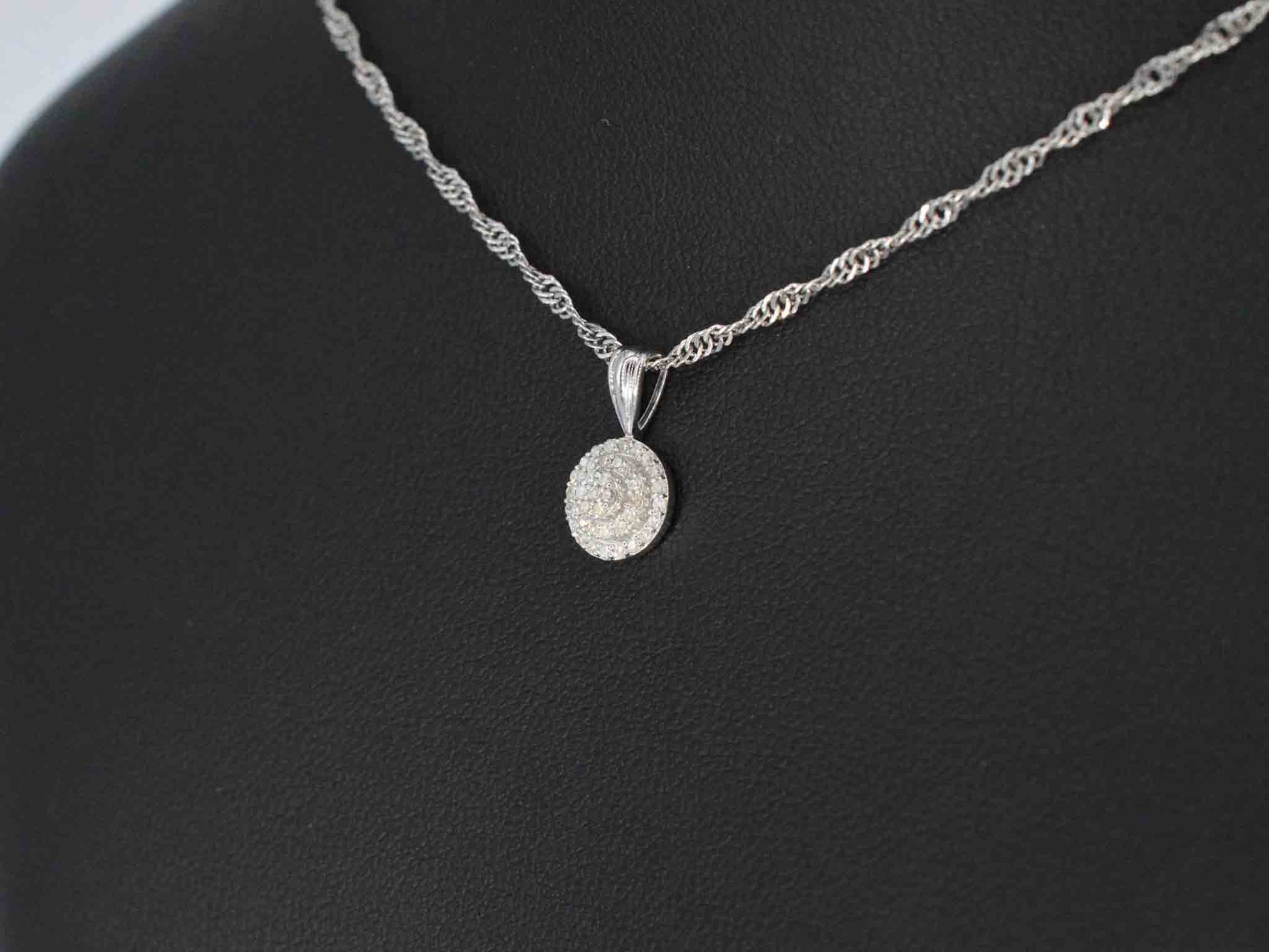 Witgouden hanger met diamanten 2026-2