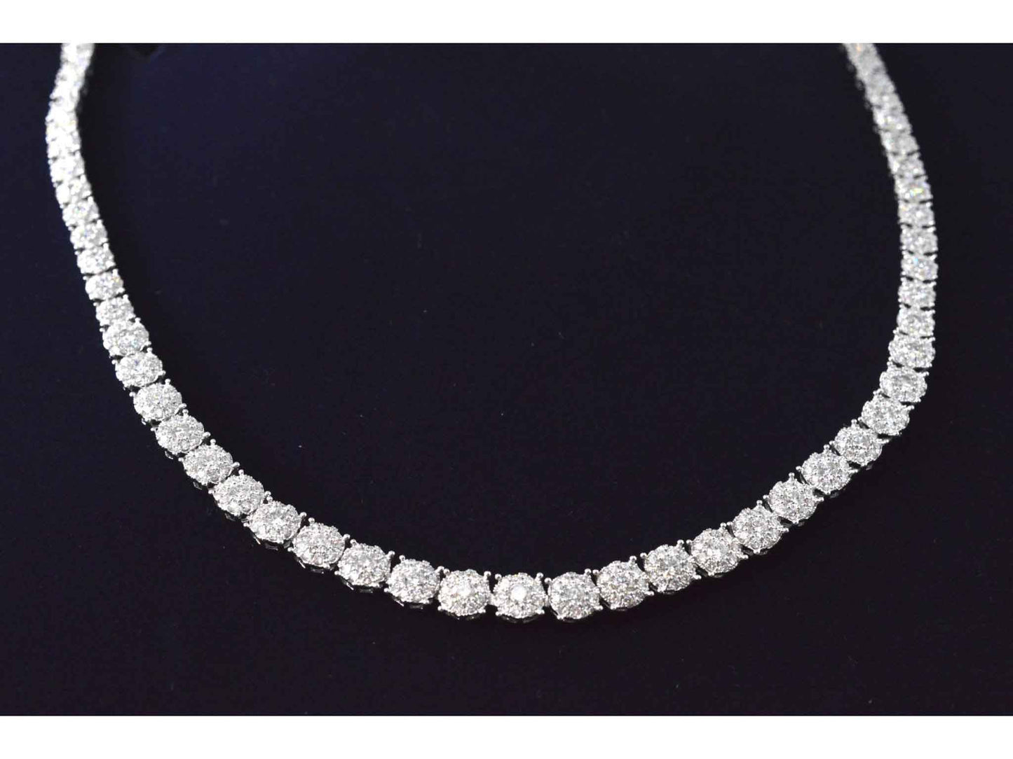 Witgouden collier met diamanten 10.00 carat 2038-5