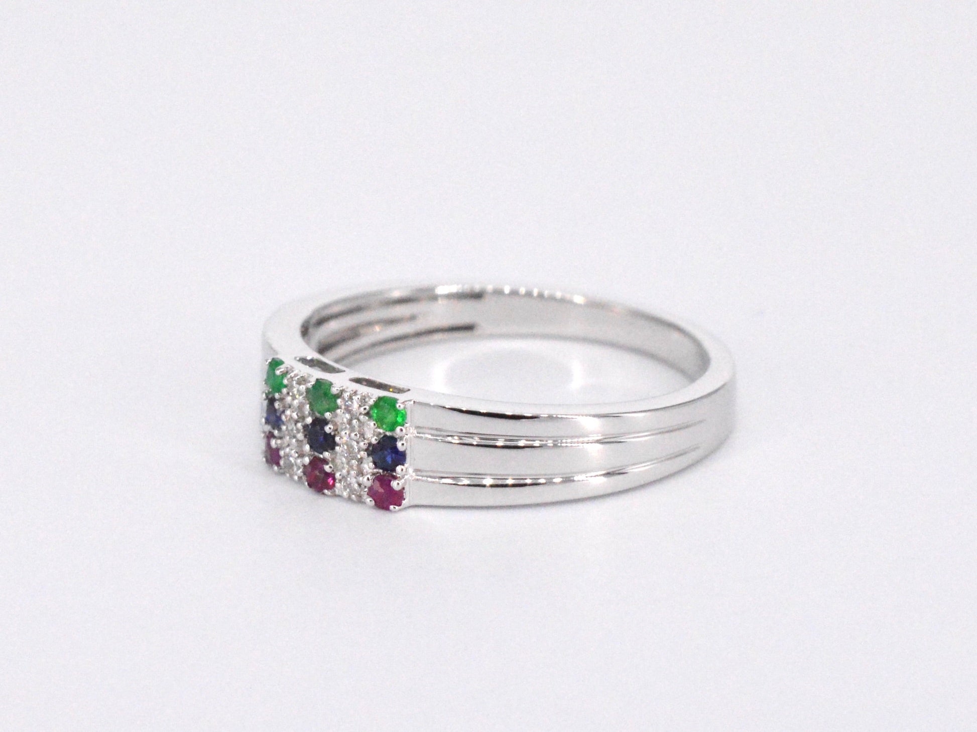 Witgouden ring met diamant en multicolour edelstenen 2043-10