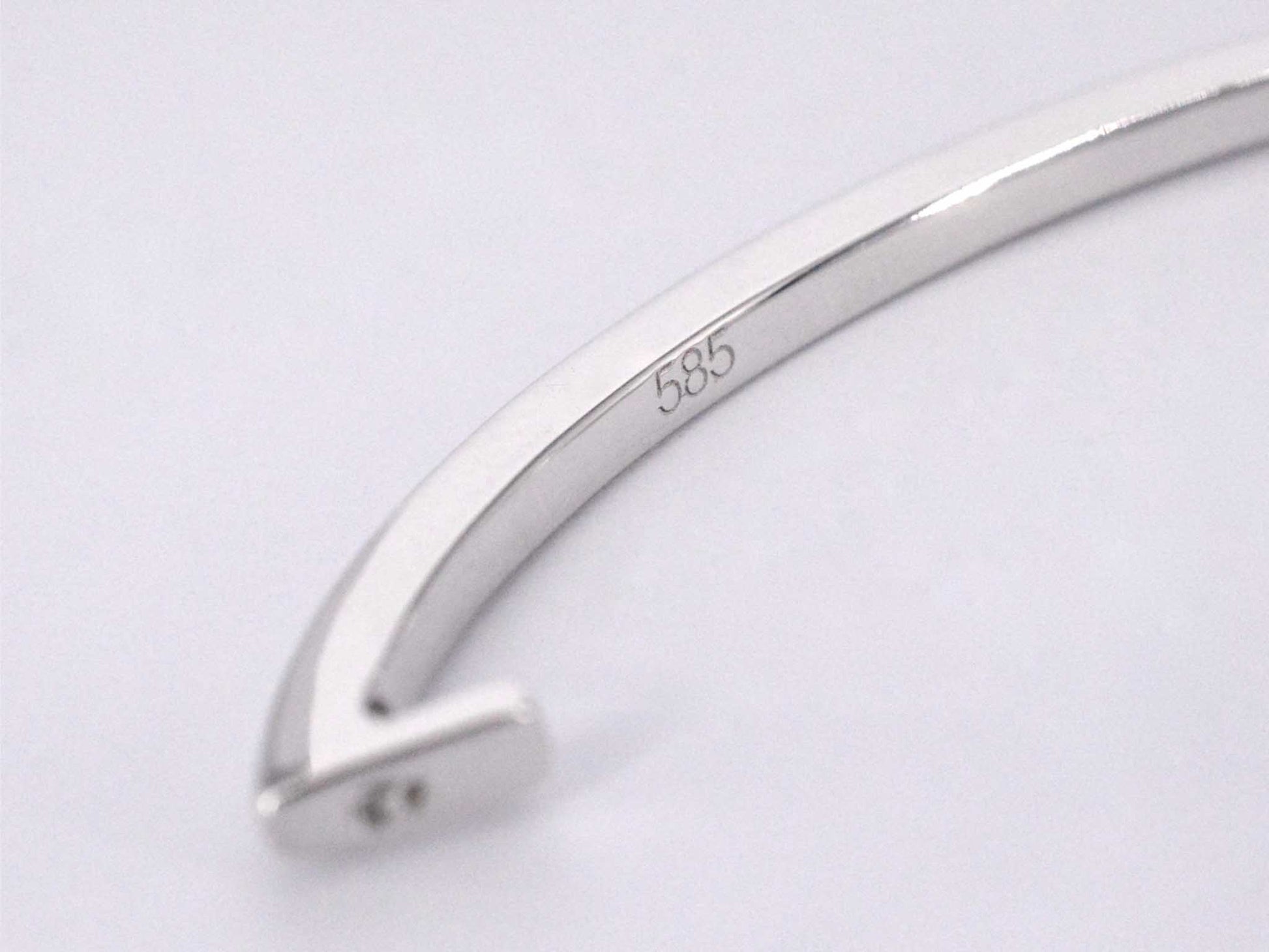 Witgouden creolen oorbellen met diamanten 2053-6