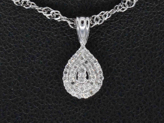 Witgouden druppelvormige hanger met diamanten