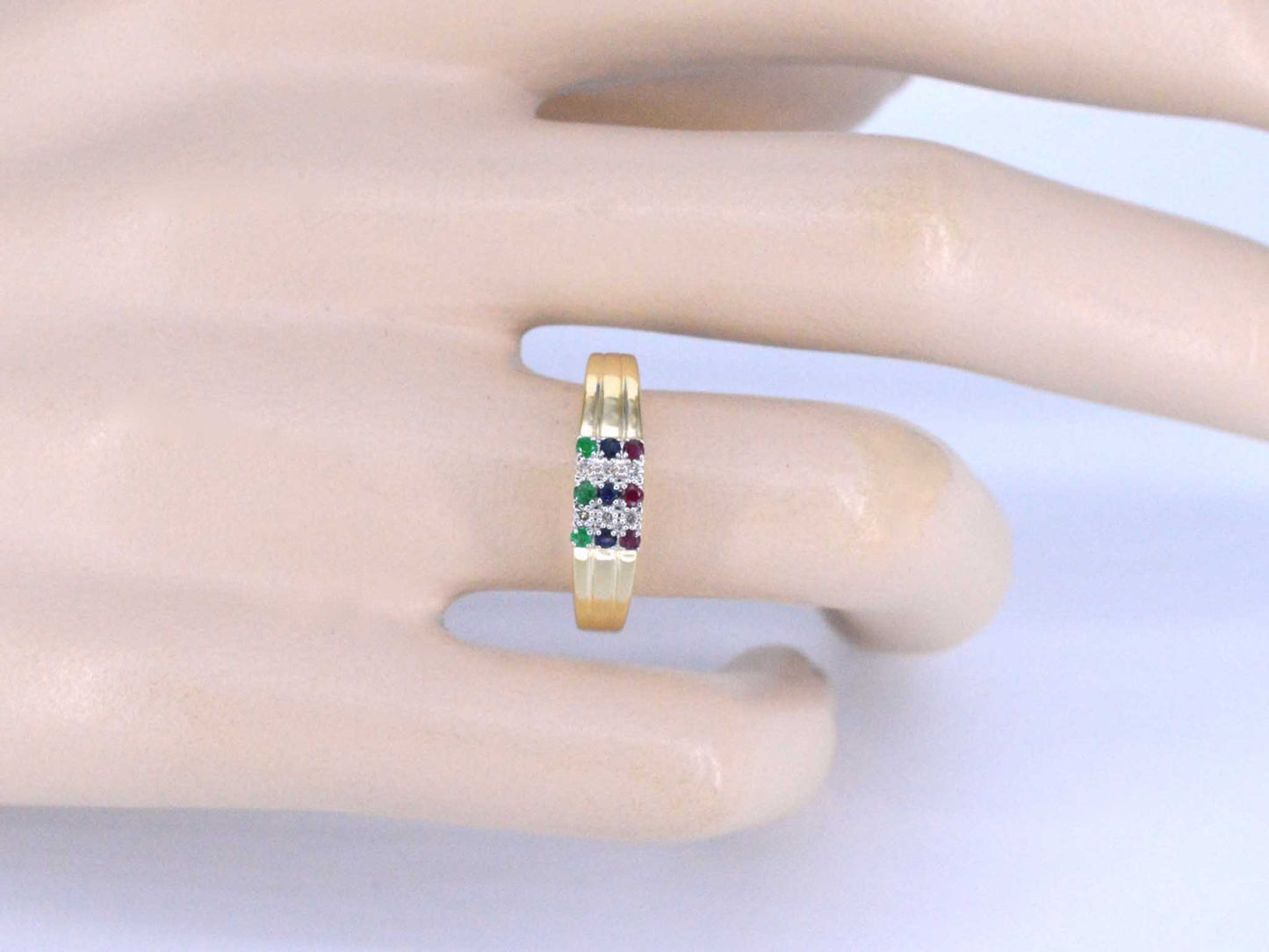 Gouden ring met diamant en multicolour edelstenen