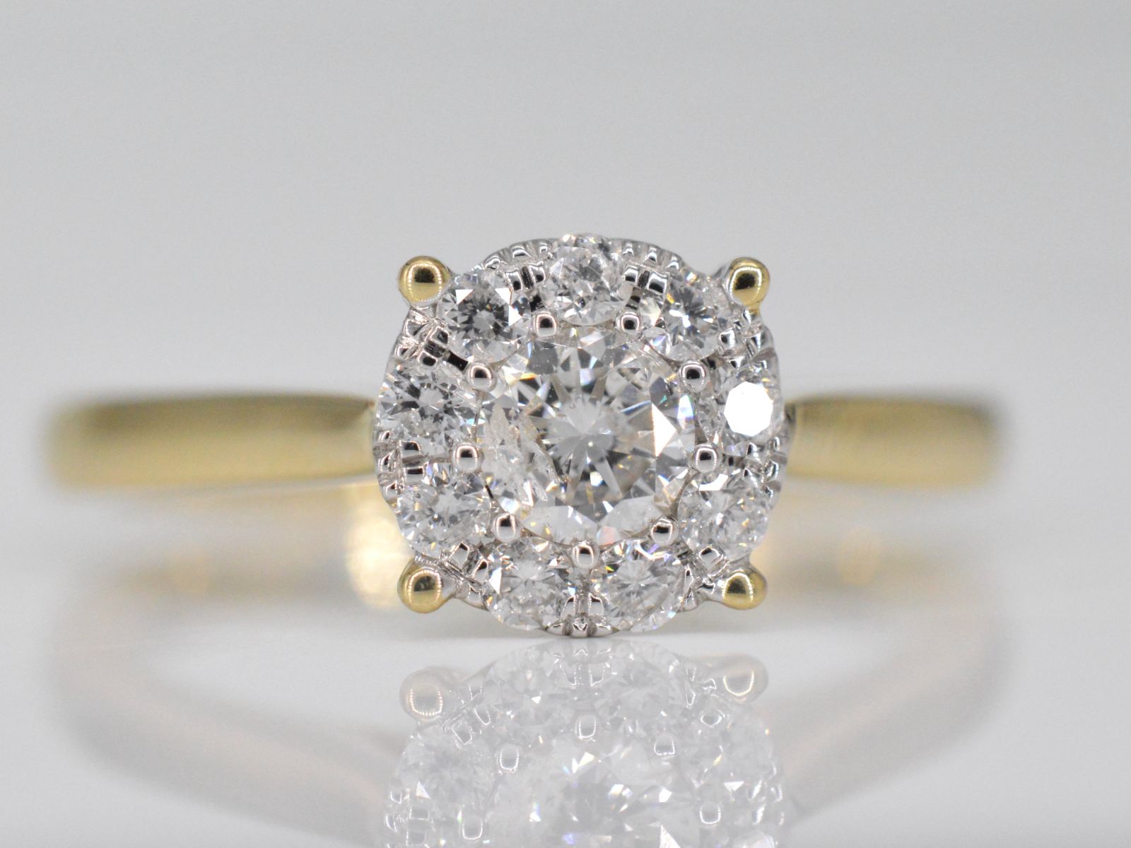 Gouden ring met diamant