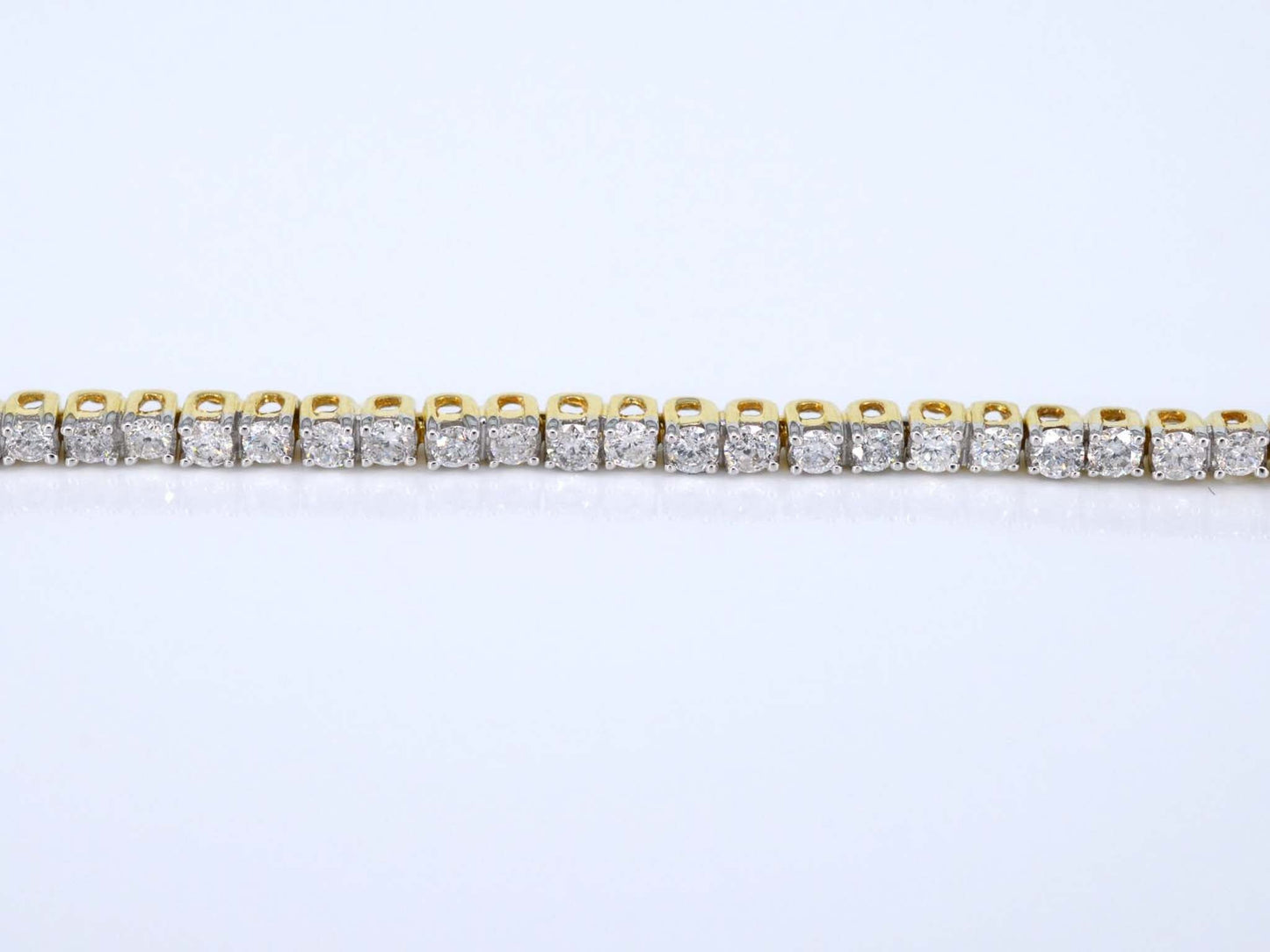 Gouden tennisarmband met diamanten 2.50 carat