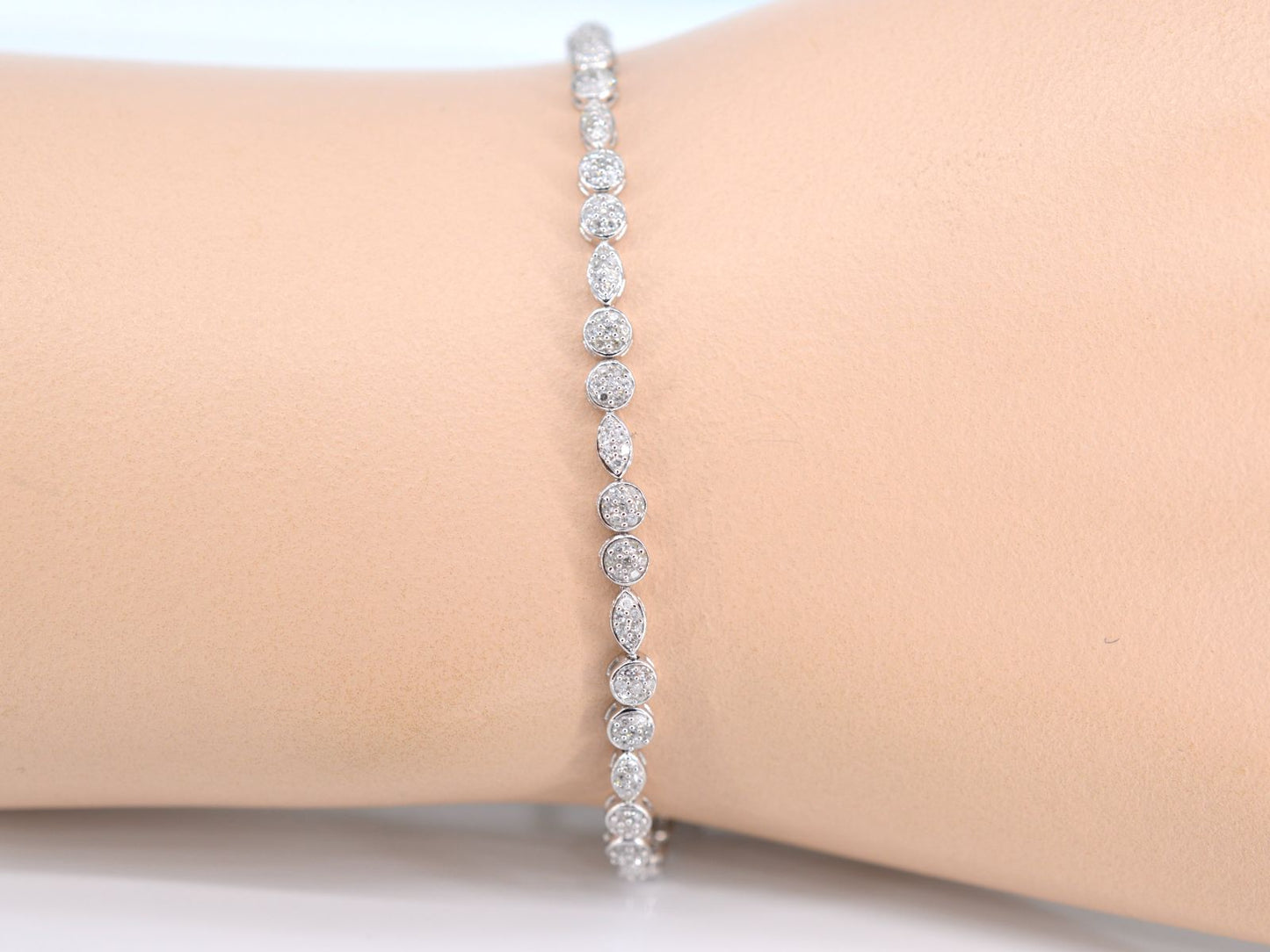 Witgouden tennisarmband met diamanten 1.10 carat
