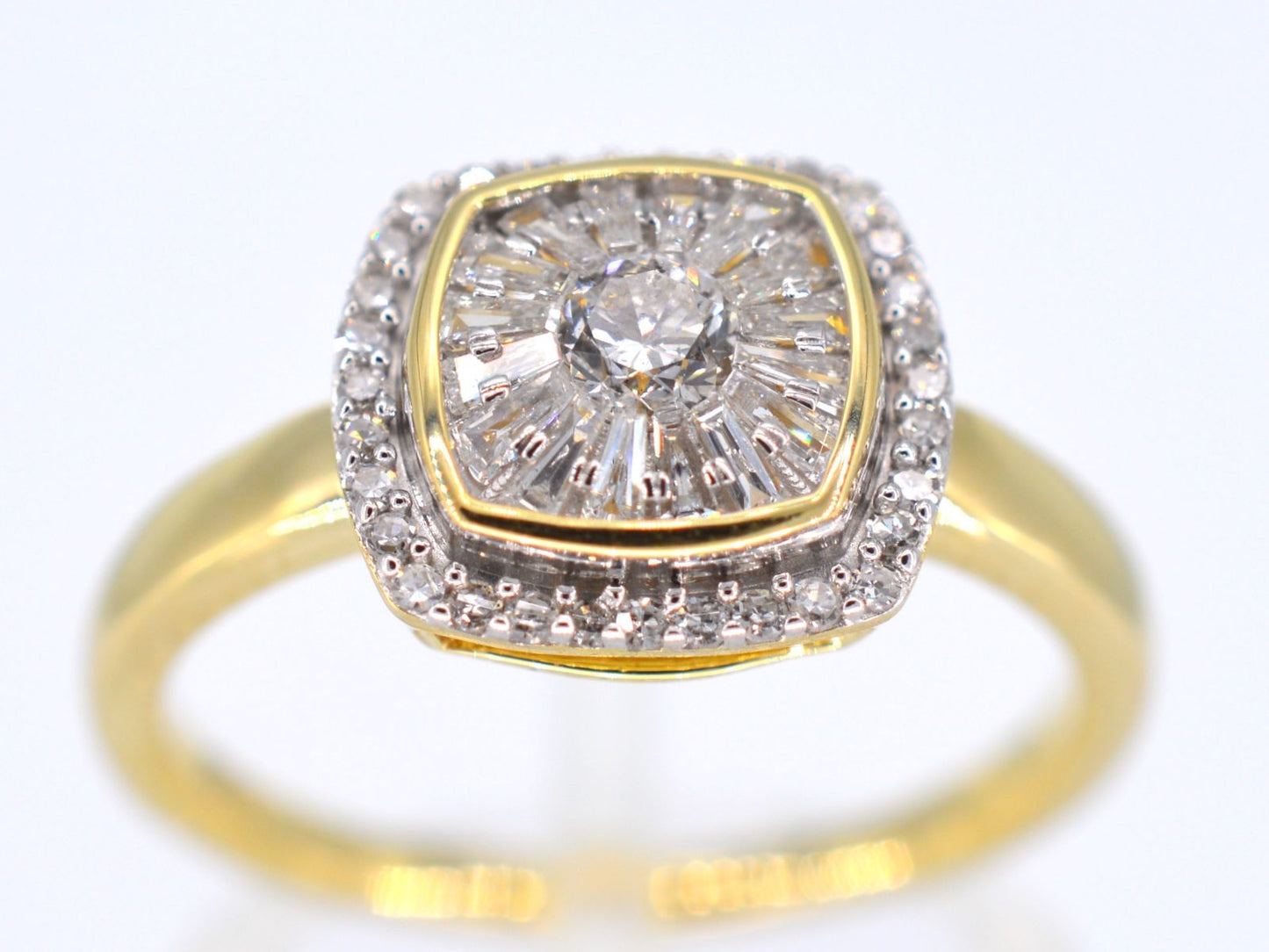 Gouden entourage ring met diamanten