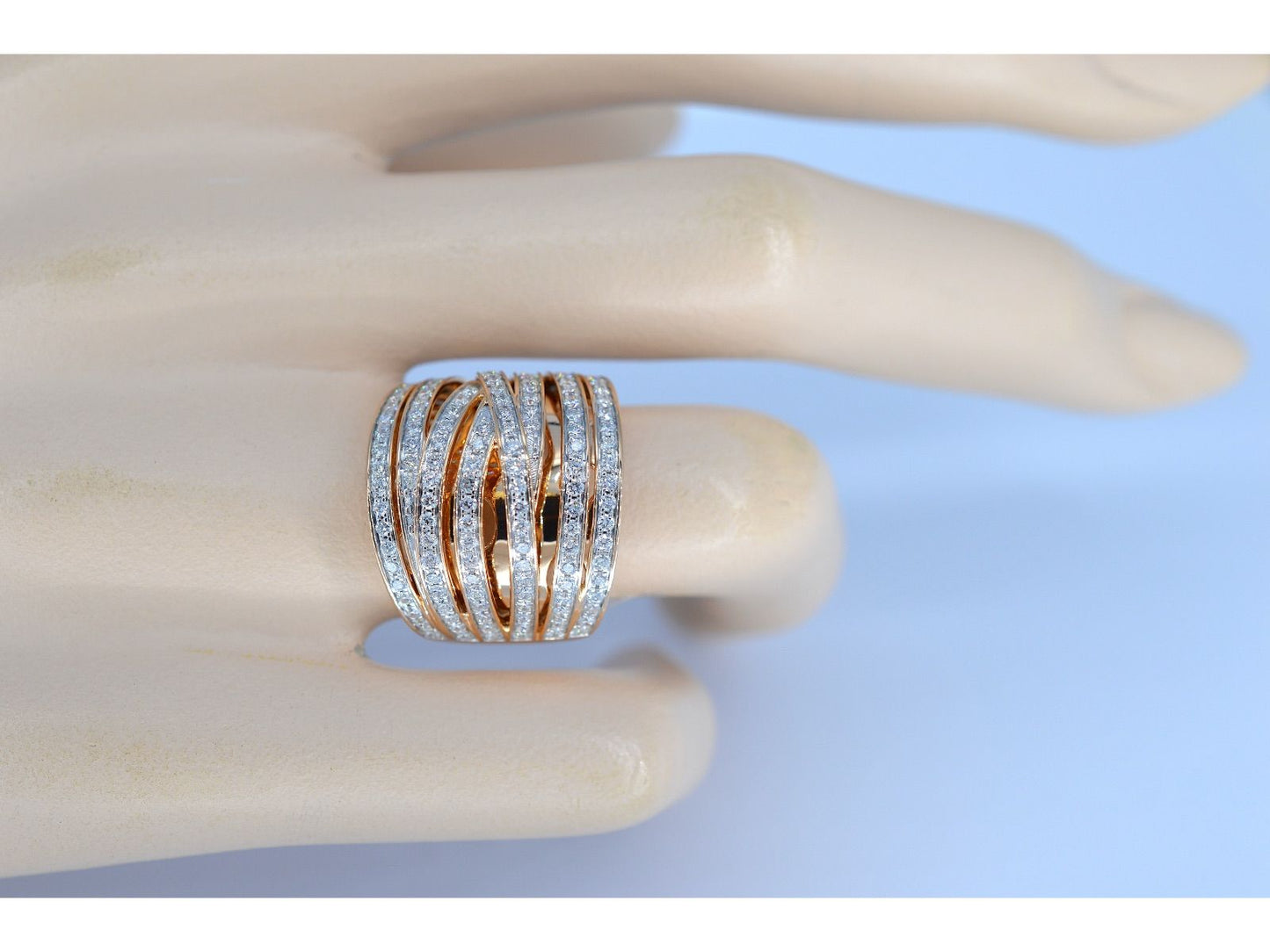 Rosegouden design ring met briljanten diamanten