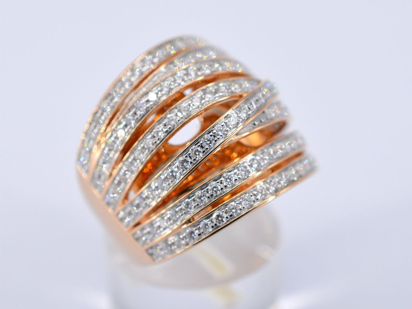 Rosegouden design ring met briljanten diamanten