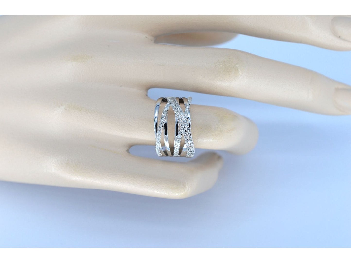 Witgouden design ring met briljanten diamanten