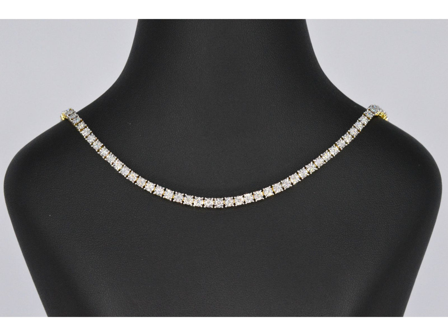 Gouden collier met diamanten 3.50 carat