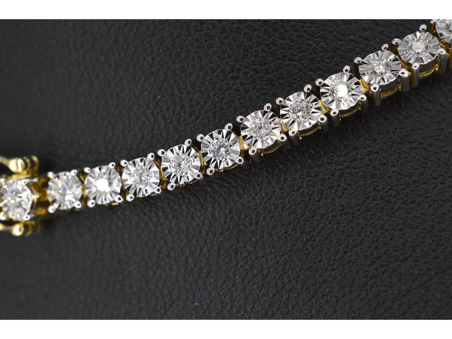 Gouden collier met diamanten 3.50 carat