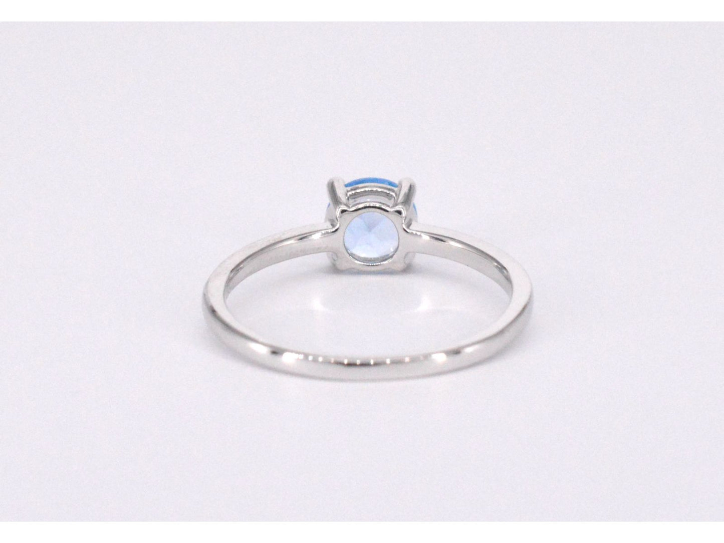 Witgouden ring met topaas 2203-5