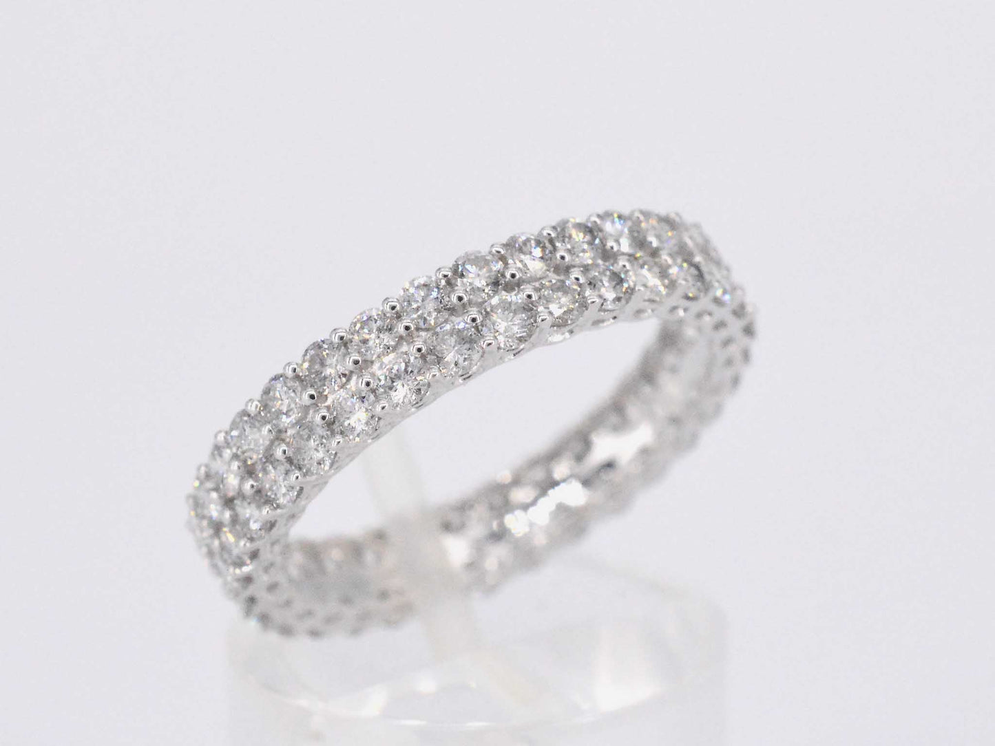 Witgouden eternity ring met diamanten 2208-6