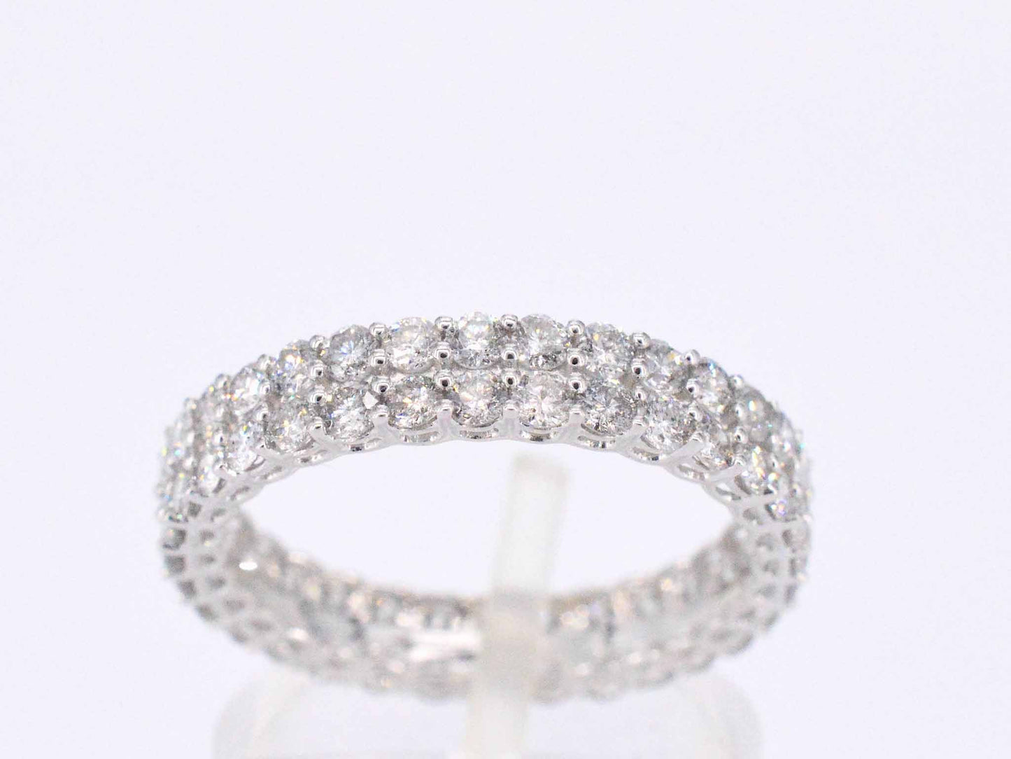 Witgouden eternity ring met diamanten 2208-12