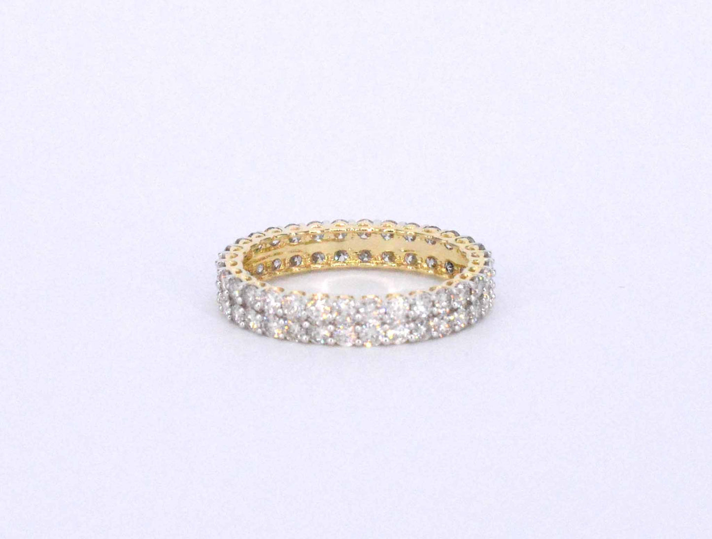 Gouden eternity ring met diamanten