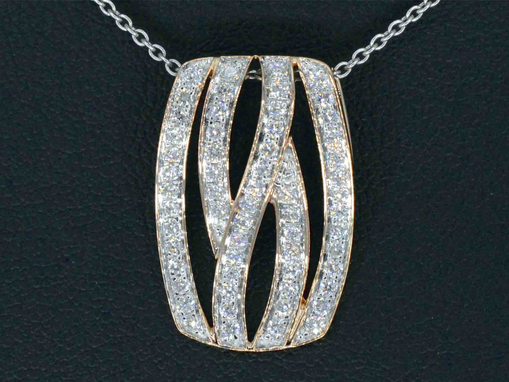 Rosegouden design hanger met briljanten diamanten