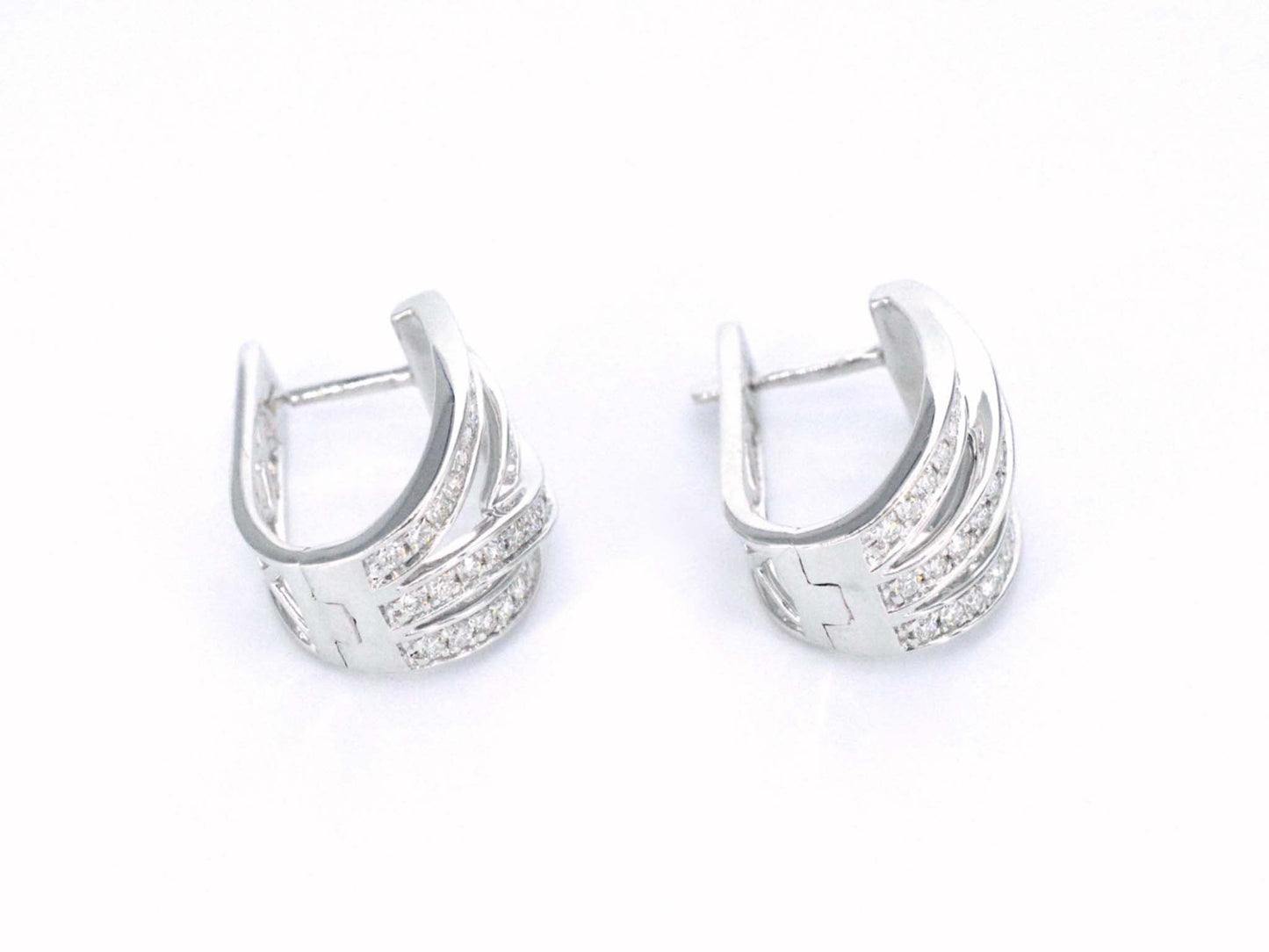 Witgouden design oorbellen met briljanten diamanten