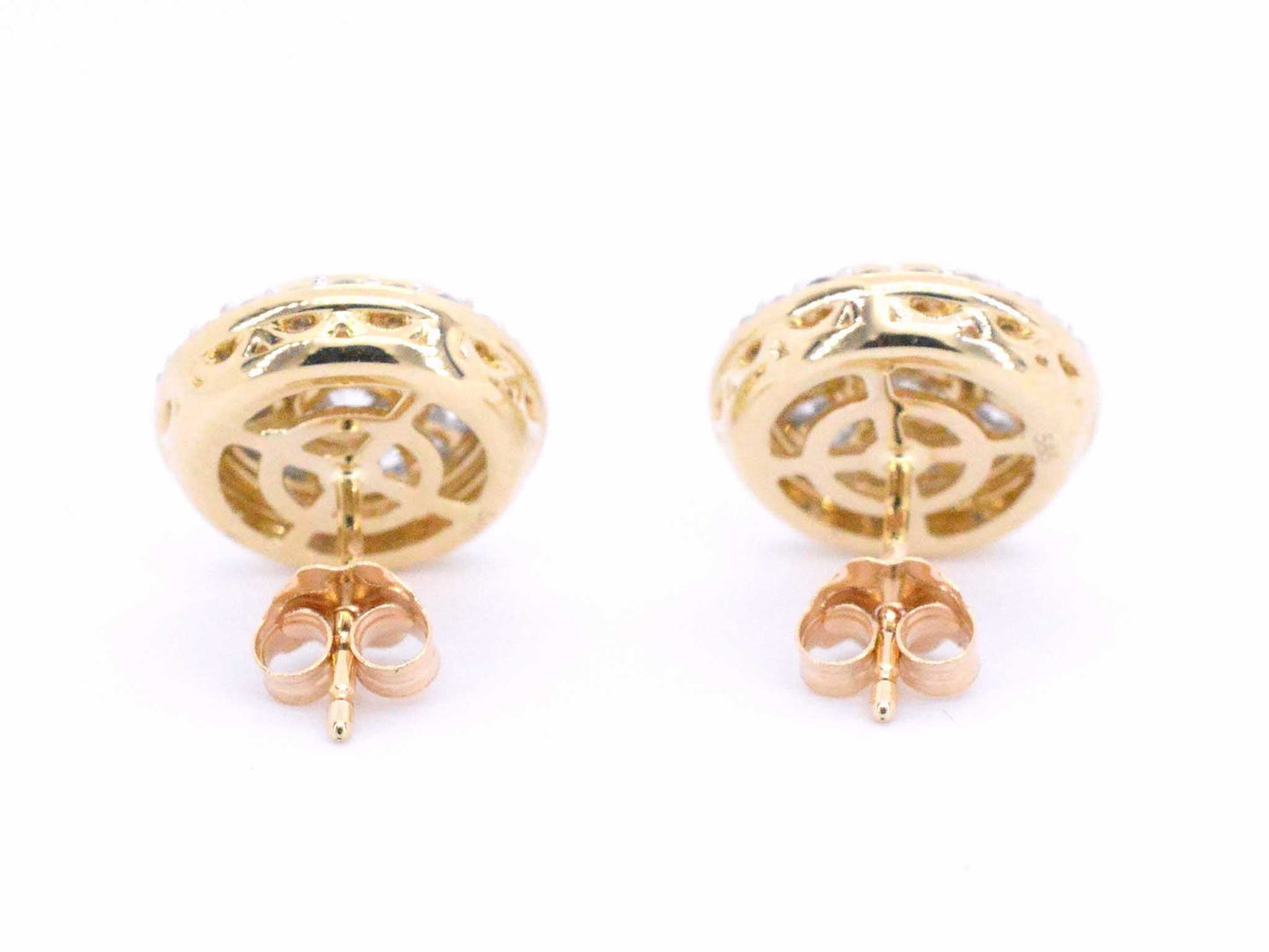 Gouden entourage oorbellen gezet met 1.20 carat